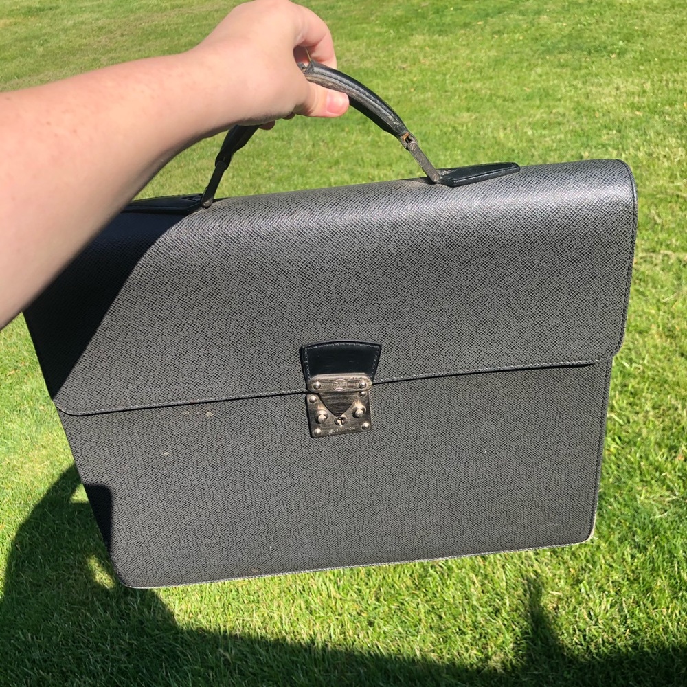 COPY - Louis Vuitton brief case
